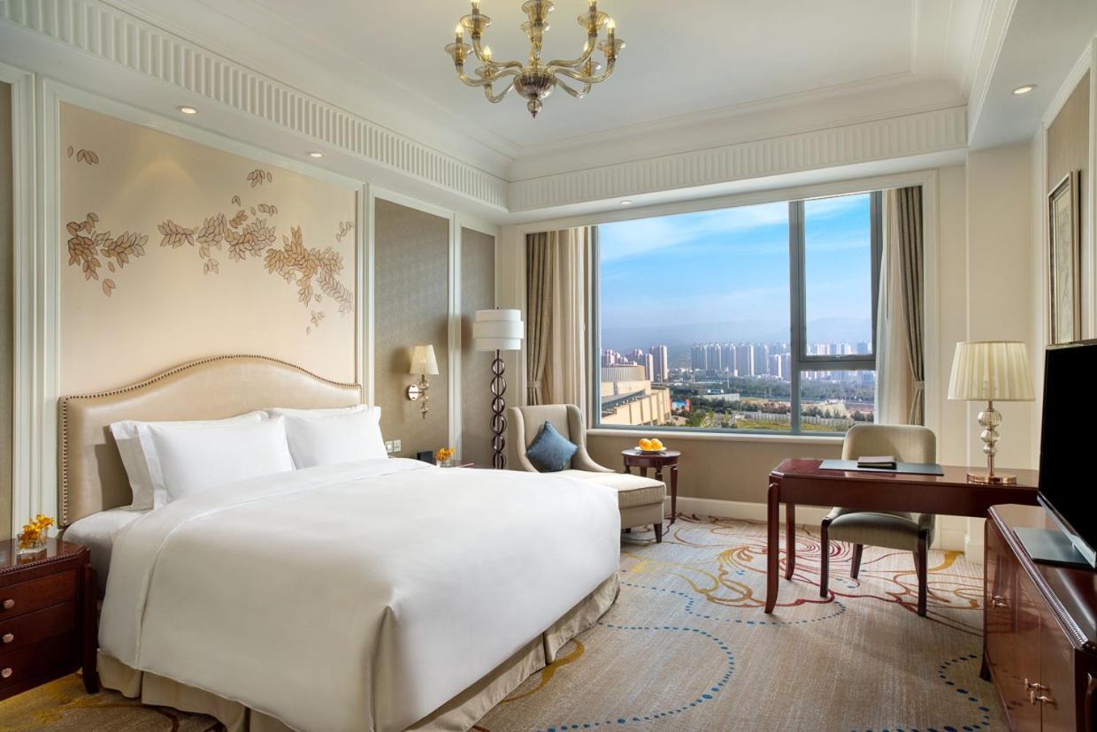 Отель Sofitel Синин Экстерьер фото